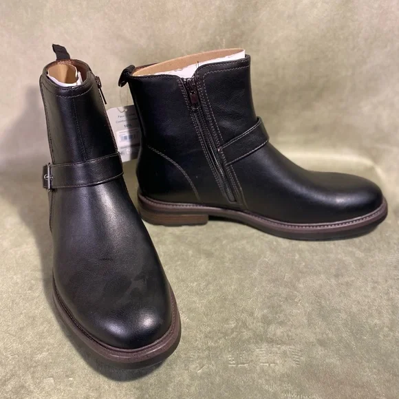 George Black Faux Leather Buckle Boots - Picture 3 of 9